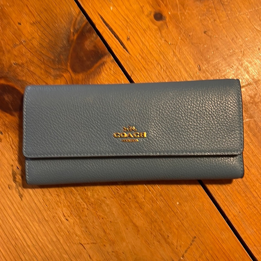 NWOT coach wallet